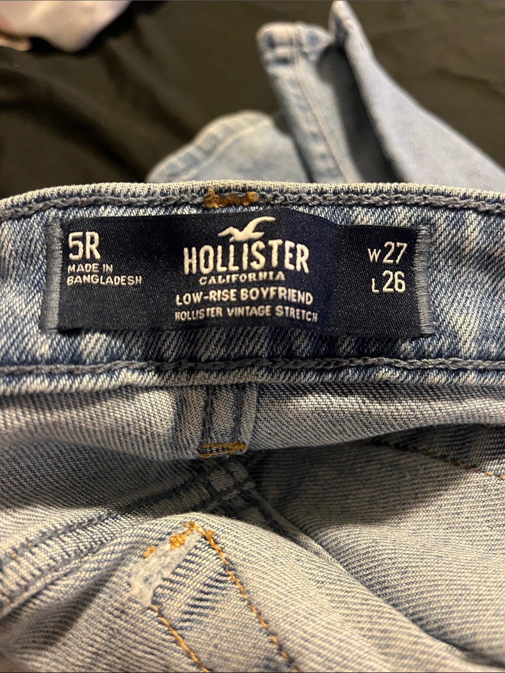 Hollister Light Wash Low-Rise Boyfriend Jeans
